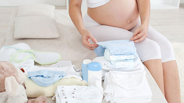 Chuẩn bị đồ đi sinh