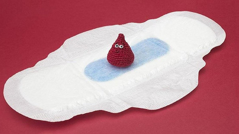 Máu màu đỏ hồng nâu