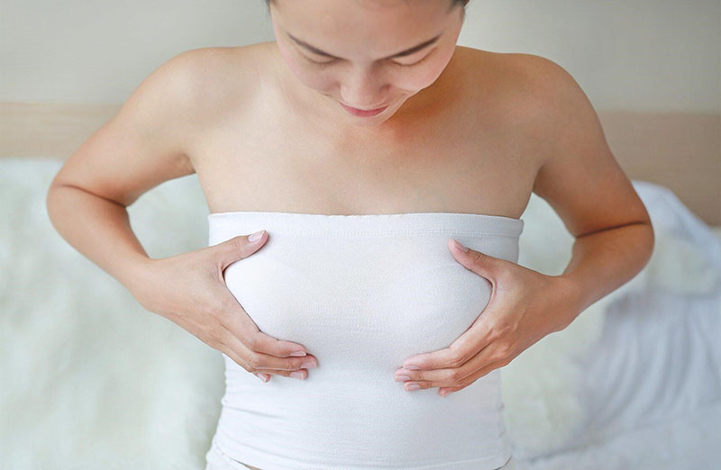 Mẹ bầu bị đau nhũ hoa