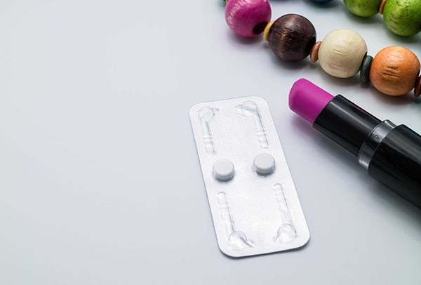 Mỗi tháng đều uống thuốc tránh thai khẩn cấp có sao không