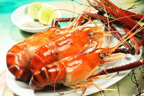 tom Tôm, cua, hàu,… là những thực phẩm cung cấp lượng canxi dồi dào