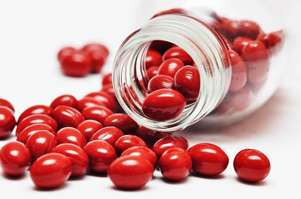 Uong6` nhiều thuốc sắt